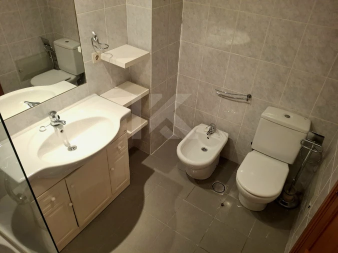 Apartamento T3 para Arrendamento em Funchal (Se) Foto 28