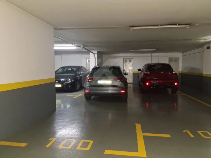 Apartamento T3 para Arrendamento em Funchal (Se) Foto 44