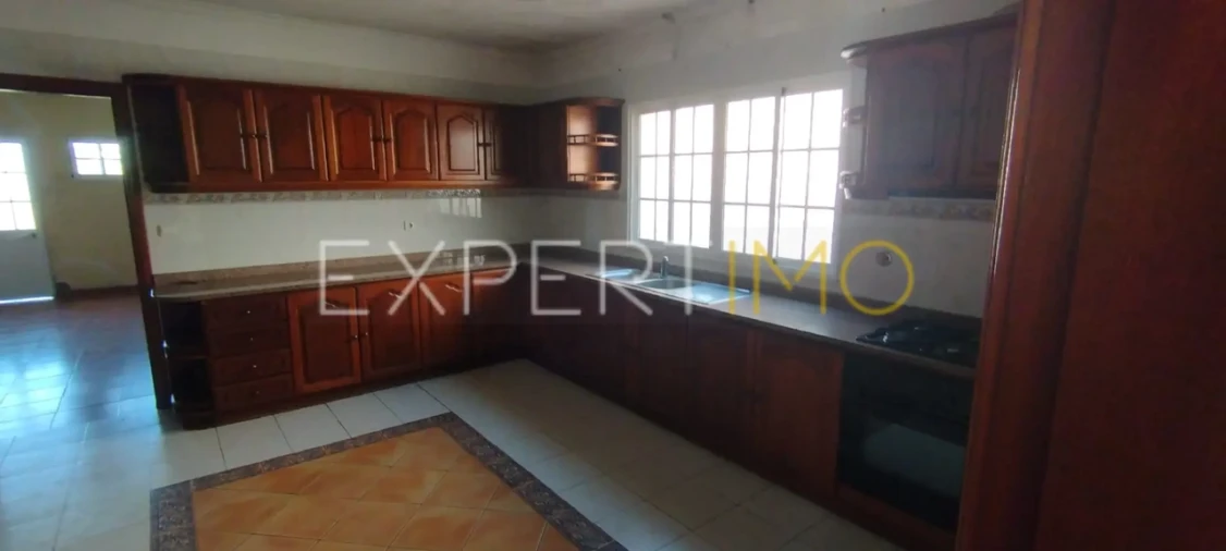 Moradia T3 para Venda em Canhas Foto 12