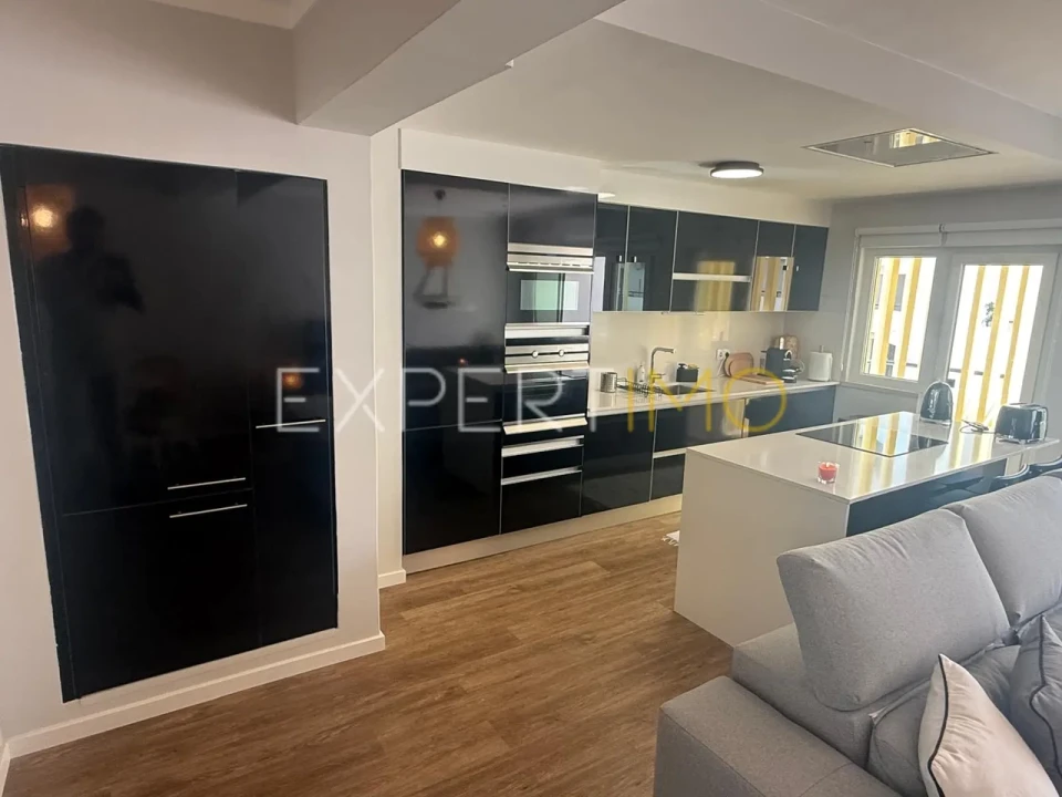Apartamento T1 para Venda em Quarteira Foto 5