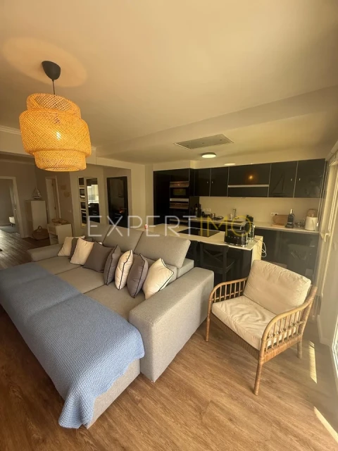 Apartamento T1 para Venda em Quarteira