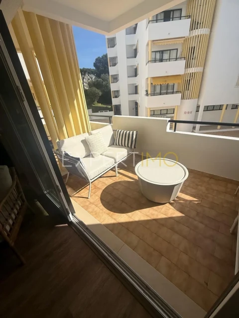 Apartamento T1 para Venda em Quarteira
