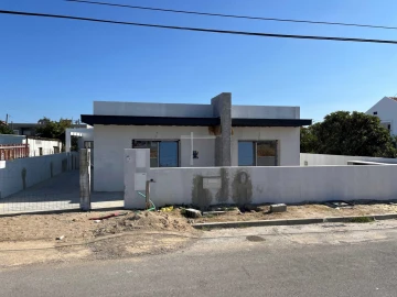 Moradia T4 para Venda em Fernao Ferro