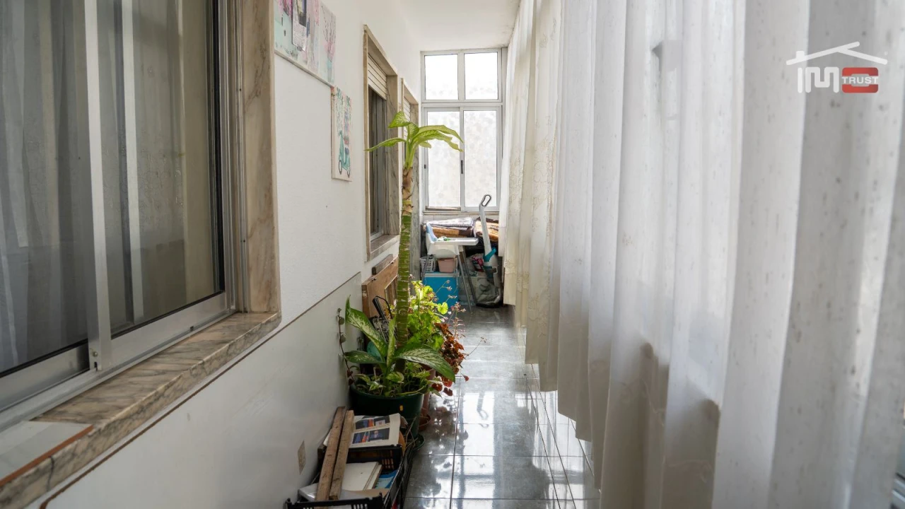 Apartamento T3 para Venda em Seixal, Arrentela e Aldeia de Paio Pires Foto 8