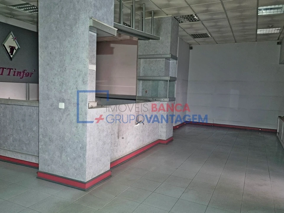 Loja para Venda em União das Freguesias de Setúbal Foto 4