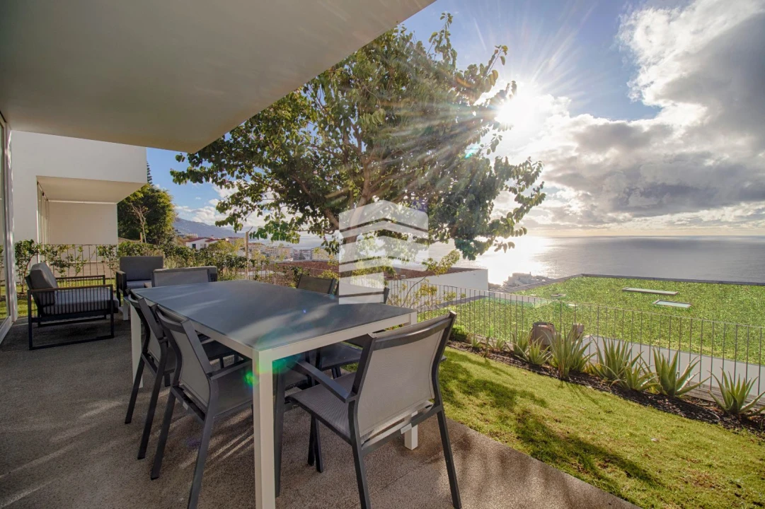 Moradia T3 para Venda em São Martinho Foto 7