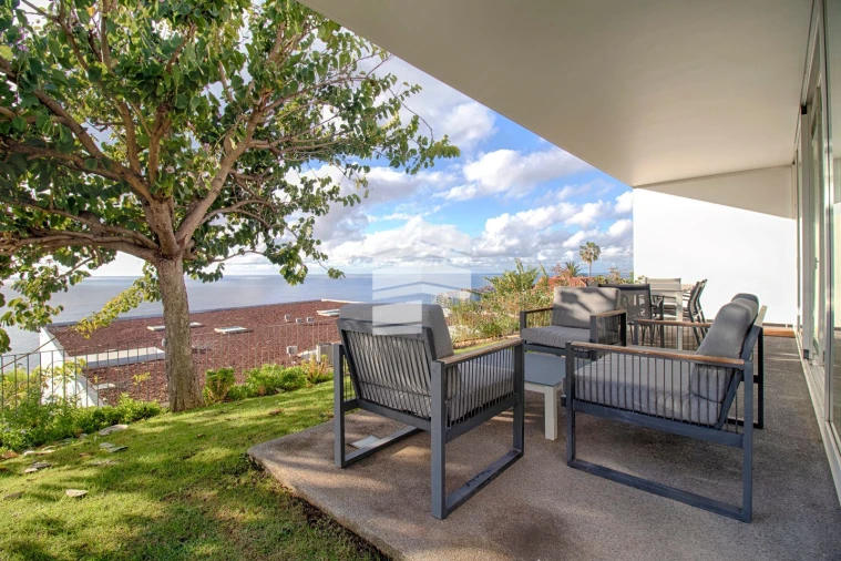 Moradia T3 para Venda em São Martinho Foto 6