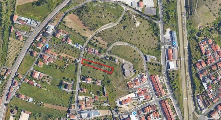 Terreno para Venda em Trouxemil e Torre de Vilela Foto 2