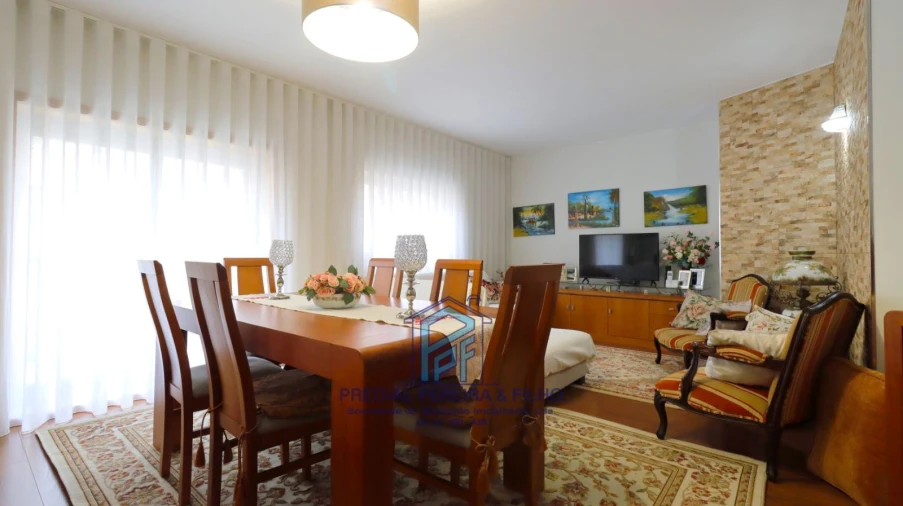 Apartamento T3 para Venda em Rio Tinto Foto 5