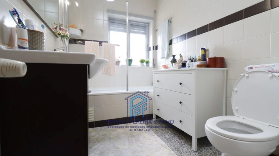 Apartamento T3 para Venda em Rio Tinto Foto 28