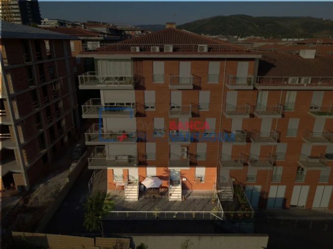 Apartamento T3 para Venda em Santo Antonio dos Olivais Foto 3