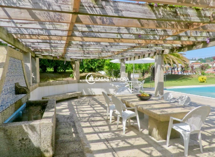 Apartamento T5 para Arrendamento em Lordelo Foto 25