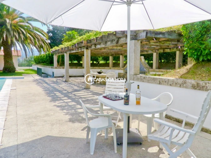 Apartamento T5 para Arrendamento em Lordelo Foto 27