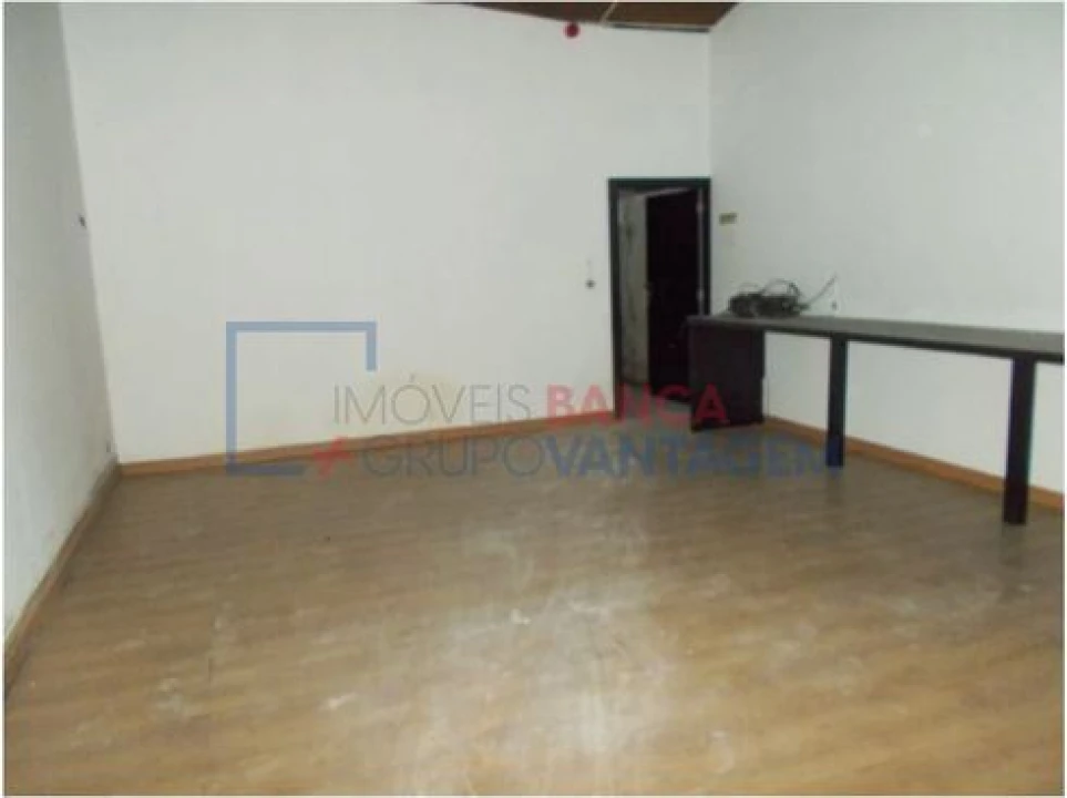 Loja para Venda em Aradas Foto 10