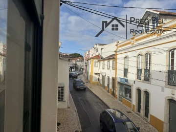 Loja para Venda em Arruda dos Vinhos