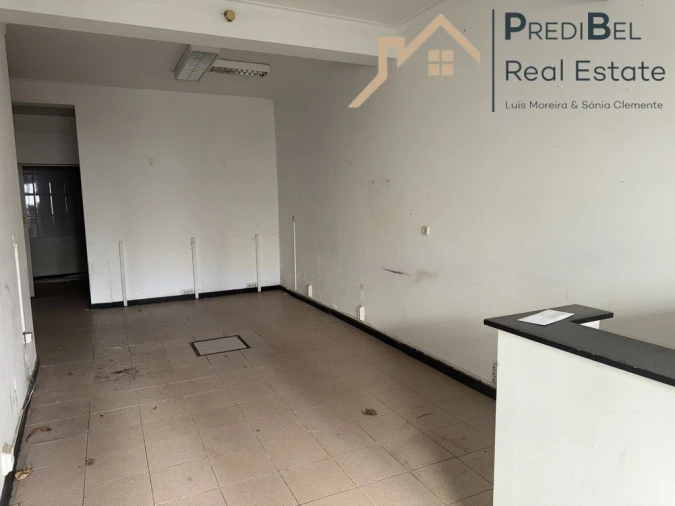 Loja para Venda em Arruda dos Vinhos Foto 20