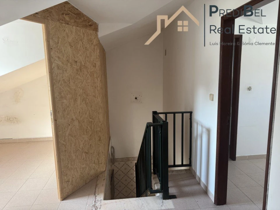 Loja para Venda em Arruda dos Vinhos Foto 33