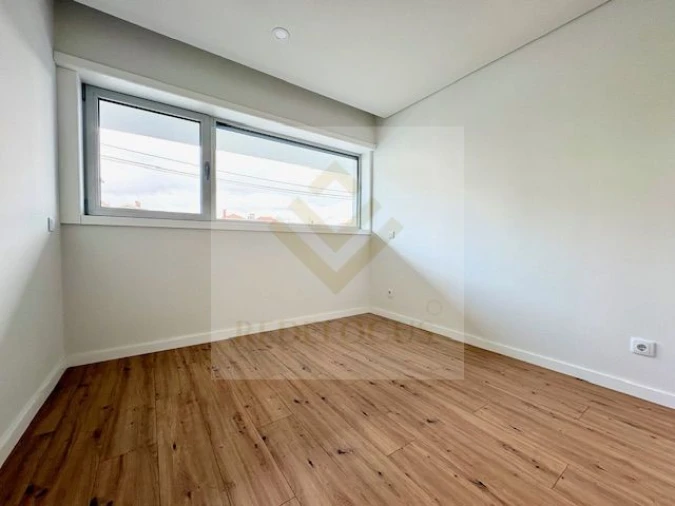 Apartamento T1 para Venda em Esmoriz Foto 7