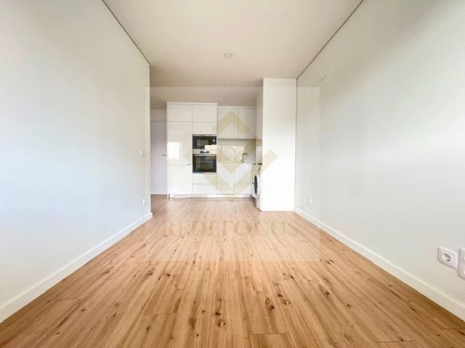 Apartamento T1 para Venda em Esmoriz Foto 1