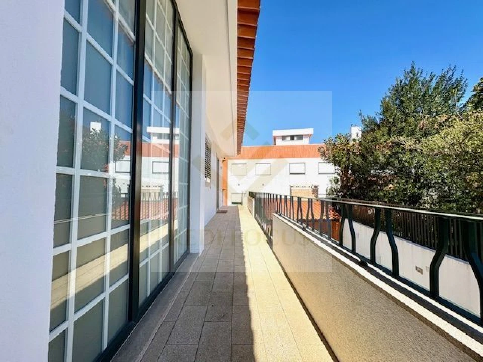 Moradia T3 para Venda em Santa Maria de Lamas Foto 14