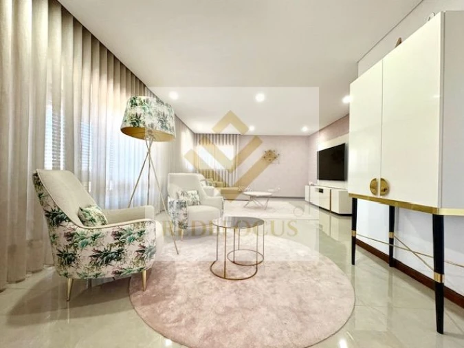 Moradia T3 para Venda em Santa Maria de Lamas Foto 5