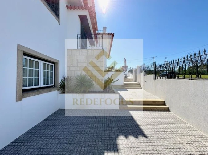 Moradia T3 para Venda em Santa Maria de Lamas Foto 39