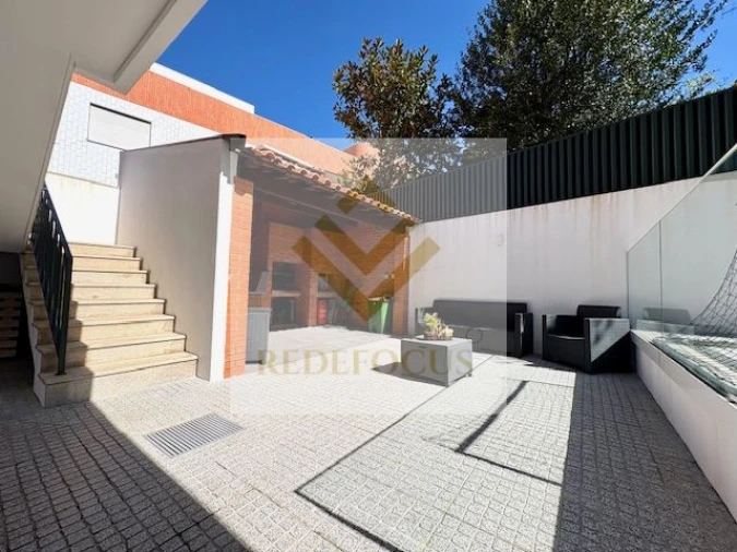 Moradia T3 para Venda em Santa Maria de Lamas Foto 33