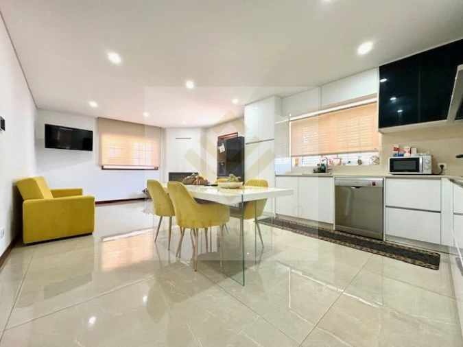 Moradia T3 para Venda em Santa Maria de Lamas Foto 10