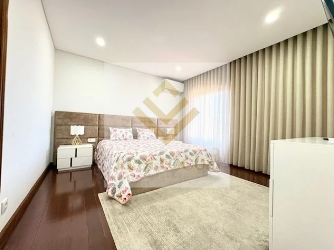 Moradia T3 para Venda em Santa Maria de Lamas Foto 15