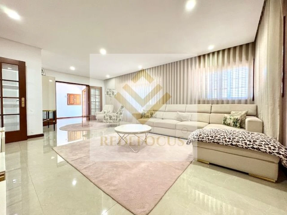 Moradia T3 para Venda em Santa Maria de Lamas Foto 7