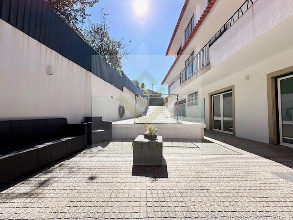 Moradia T3 para Venda em Santa Maria de Lamas Foto 35