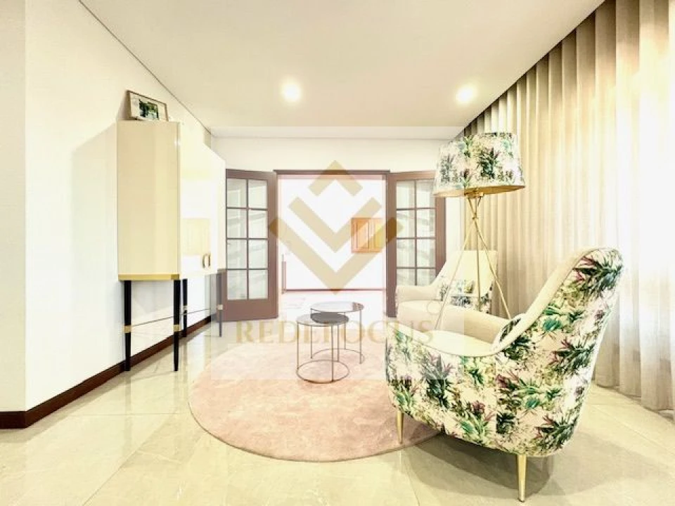 Moradia T3 para Venda em Santa Maria de Lamas Foto 8