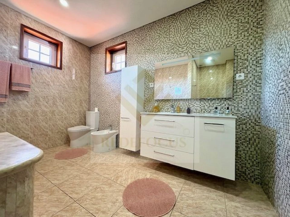 Moradia T3 para Venda em Santa Maria de Lamas Foto 25