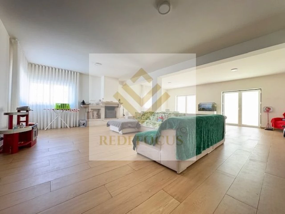 Moradia T3 para Venda em Santa Maria de Lamas Foto 29