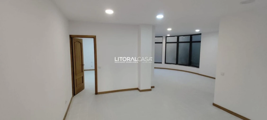 Apartamento T1 para Venda em Santa Comba Dão e Couto do Mosteiro Foto 13