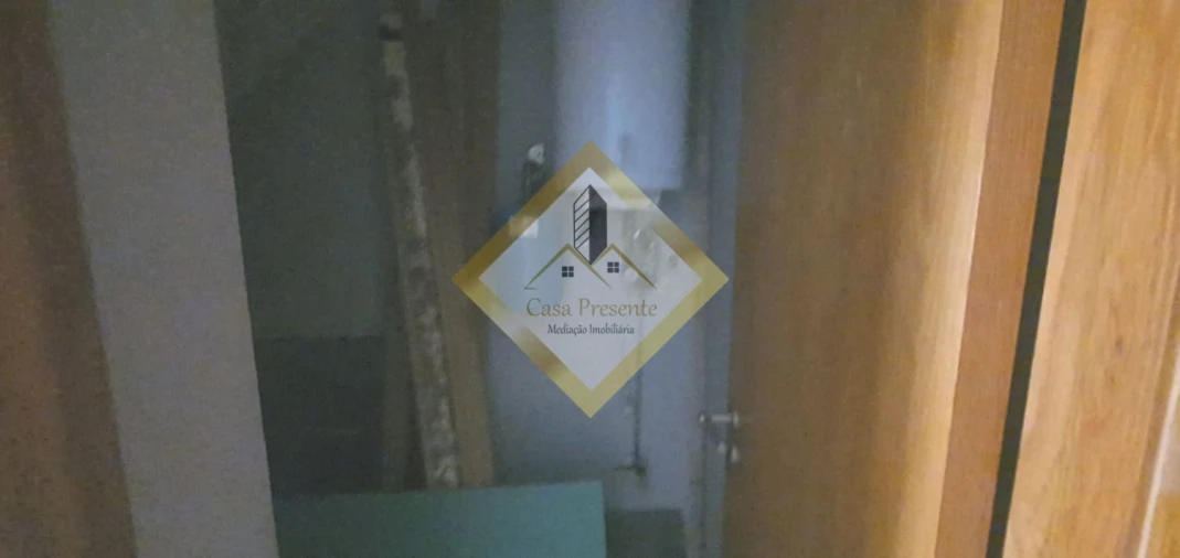 Moradia T1 para Venda em Santa Marinha e São Pedro da Afurada Foto 8