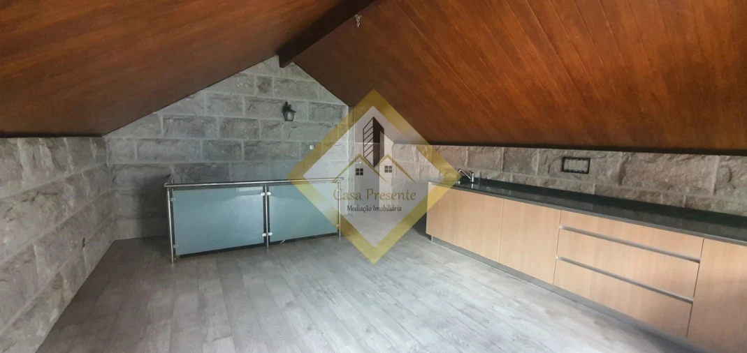 Moradia T1 para Venda em Santa Marinha e São Pedro da Afurada Foto 19