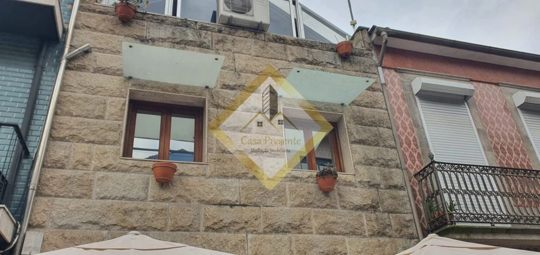 Moradia T1 para Venda em Santa Marinha e São Pedro da Afurada