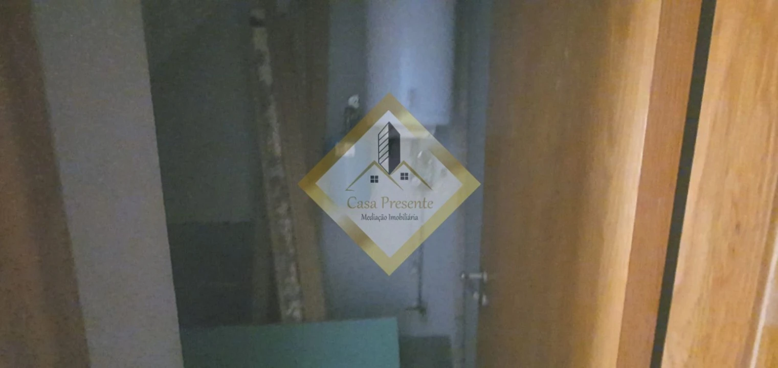 Moradia T1 para Venda em Santa Marinha e São Pedro da Afurada Foto 8