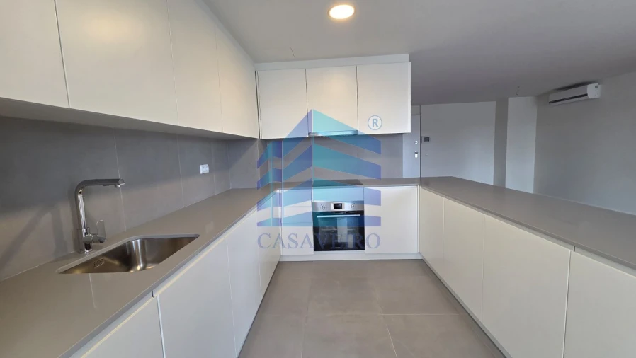 Apartamento T2 para Venda em Glória e Vera Cruz Foto 3