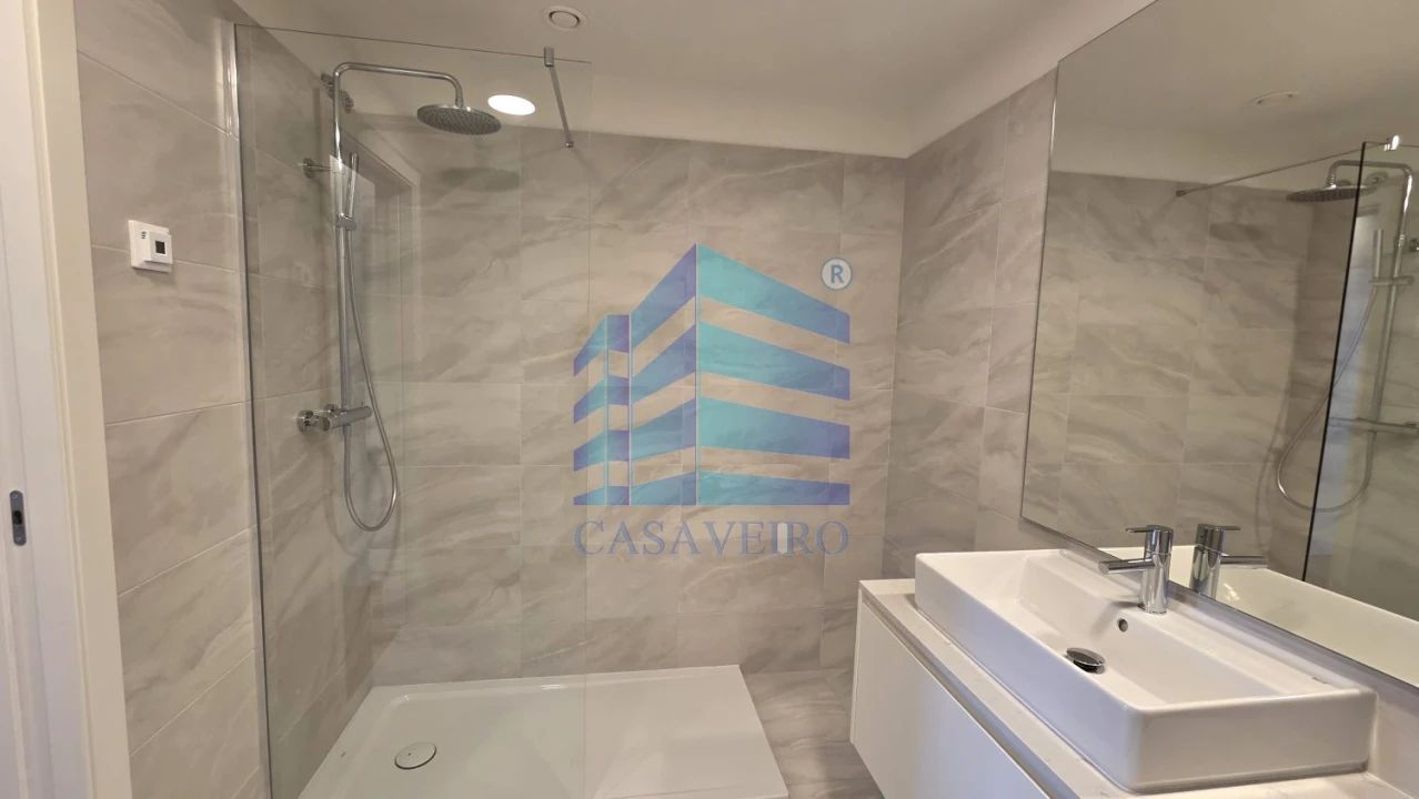 Apartamento T2 para Venda em Glória e Vera Cruz Foto 14