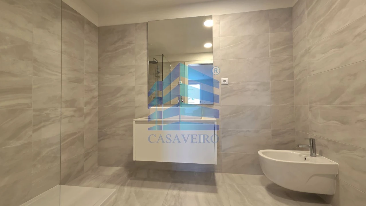 Apartamento T2 para Venda em Glória e Vera Cruz Foto 13