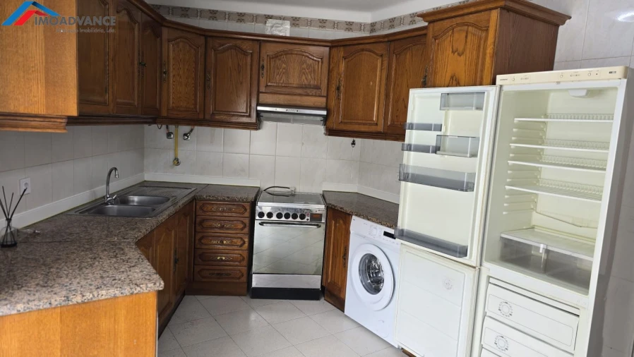 Apartamento T4 para Arrendamento em Buarcos Foto 10