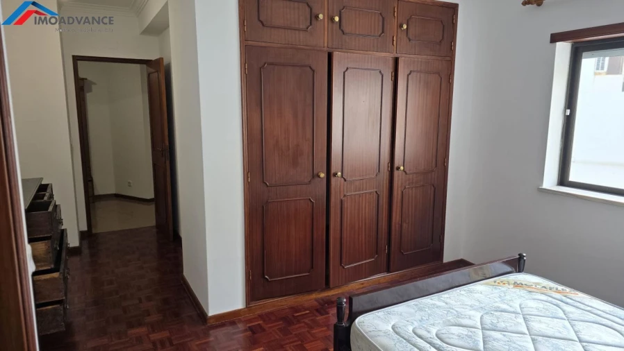 Apartamento T4 para Arrendamento em Buarcos Foto 7