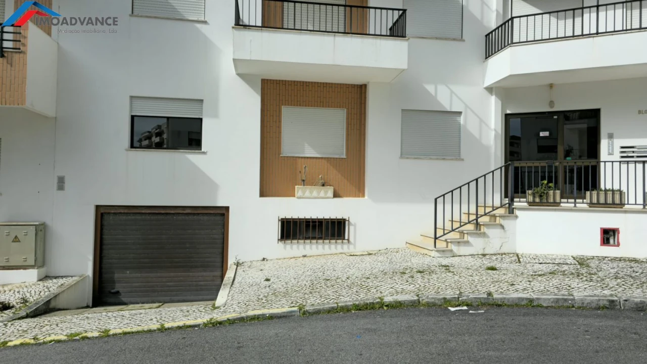 Apartamento T4 para Arrendamento em Buarcos Foto 1