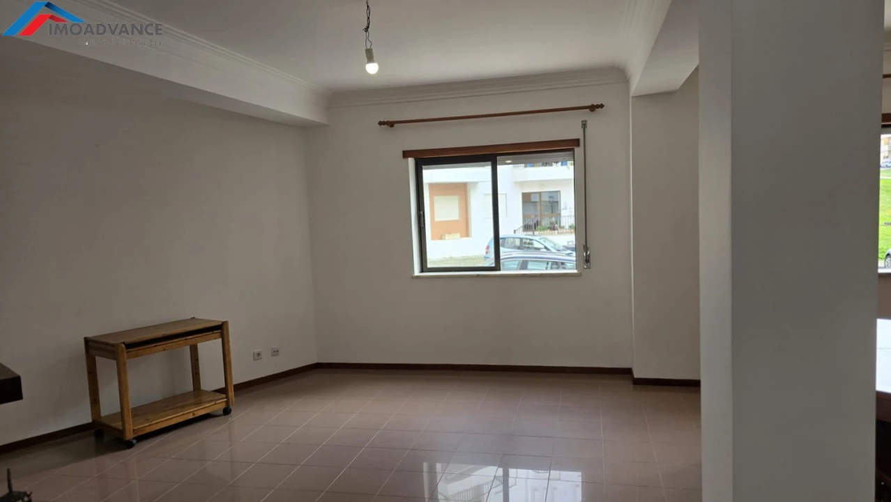 Apartamento T4 para Arrendamento em Buarcos Foto 12