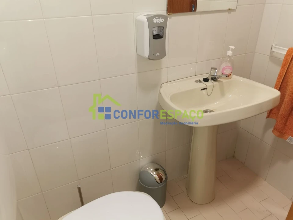 Loja para Arrendamento em Castelo Branco Foto 11