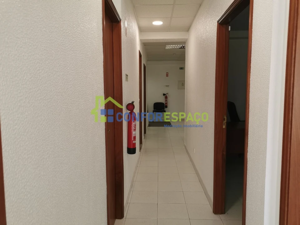 Loja para Arrendamento em Castelo Branco Foto 11