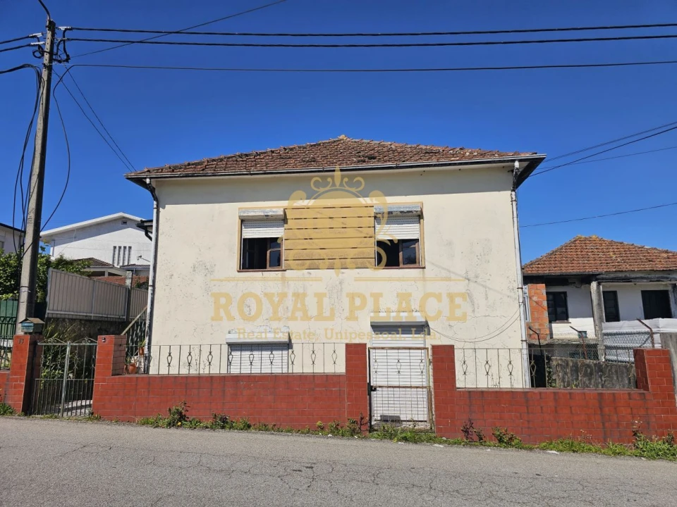 Moradia T2 para Venda em Fiães Foto 1