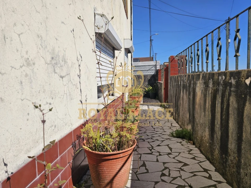 Moradia T2 para Venda em Fiães Foto 4